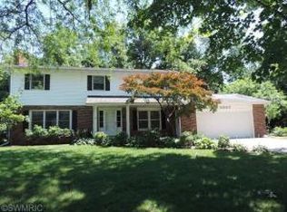 3003 E Bluffwood Ter, Saint Joseph, MI
