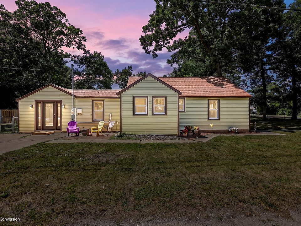 1st image of 131 Vista Ter