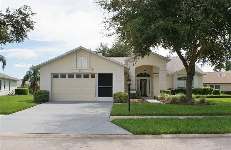 1st image of 18555 Myrtlewood Dr
