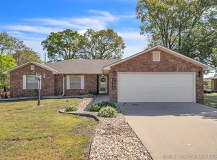 1500 N Jones Ave, Tahlequah, OK 74464