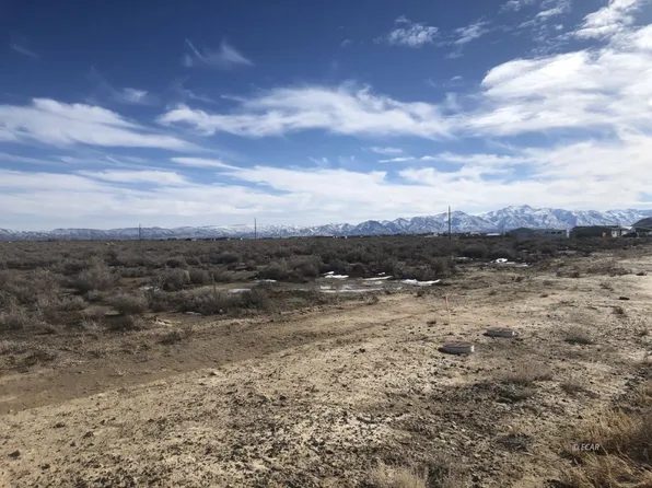 765 Faded Sage Dr, Battle Mountain, NV 89820