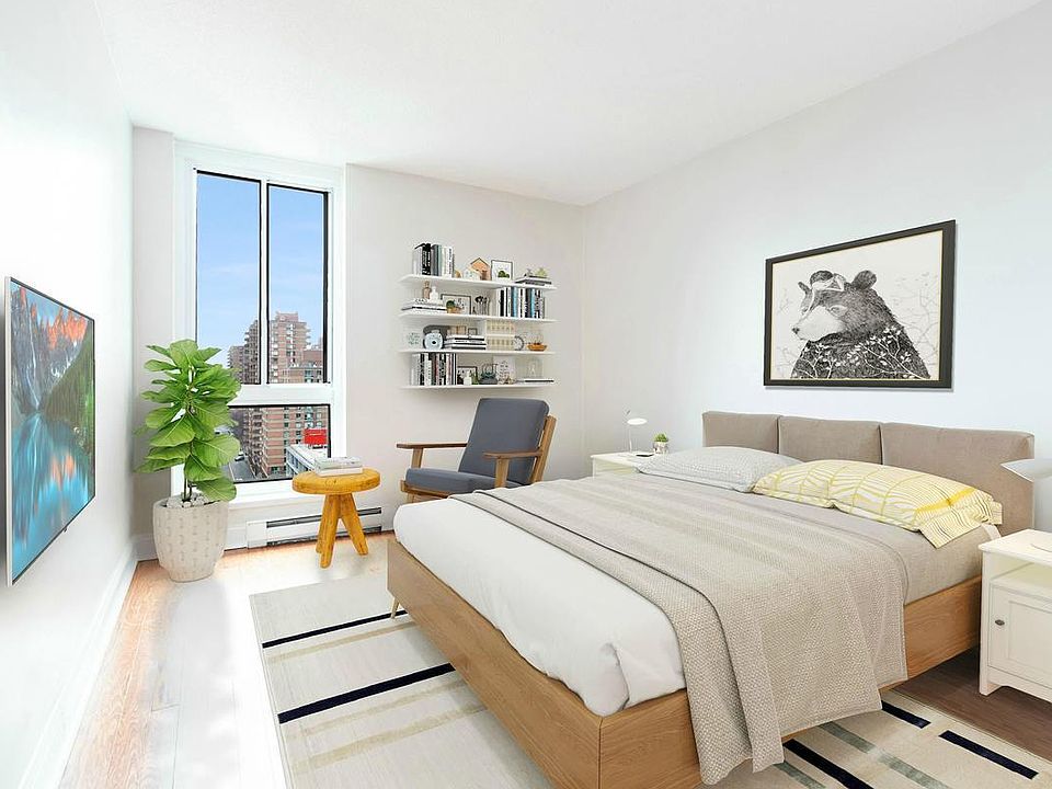 1st image of 546 Main St APT 716