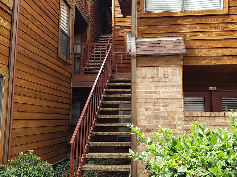 2305 Basil Dr #D301 — Photo 9