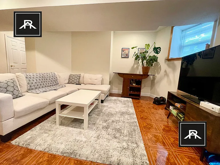 193 Winthrop Rd #1 — Photo 17