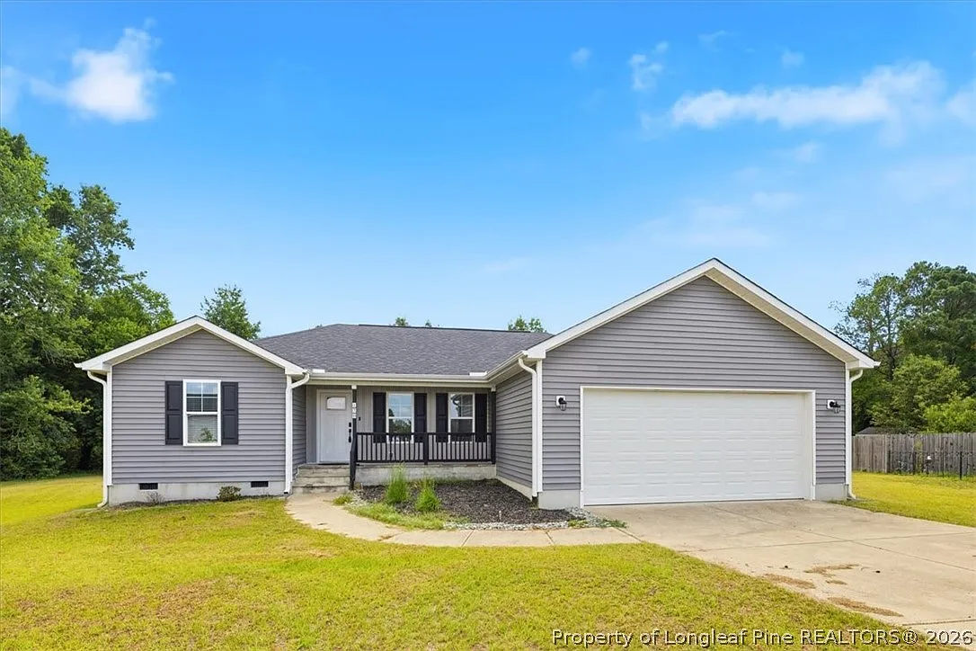 3 bed, 2.0 bath, 1320 sqft, $1,900 — Photo 3