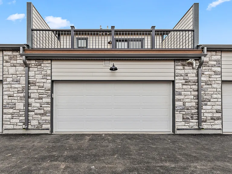 27W280 Bauer Rd — Photo 23