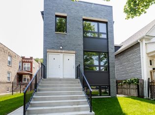 1127 N Parkside Ave #2, Chicago, IL 60651