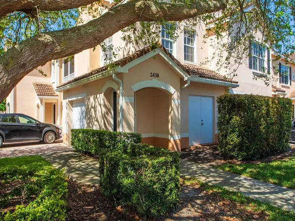 2430 57th Cir, Vero Beach, FL 32966