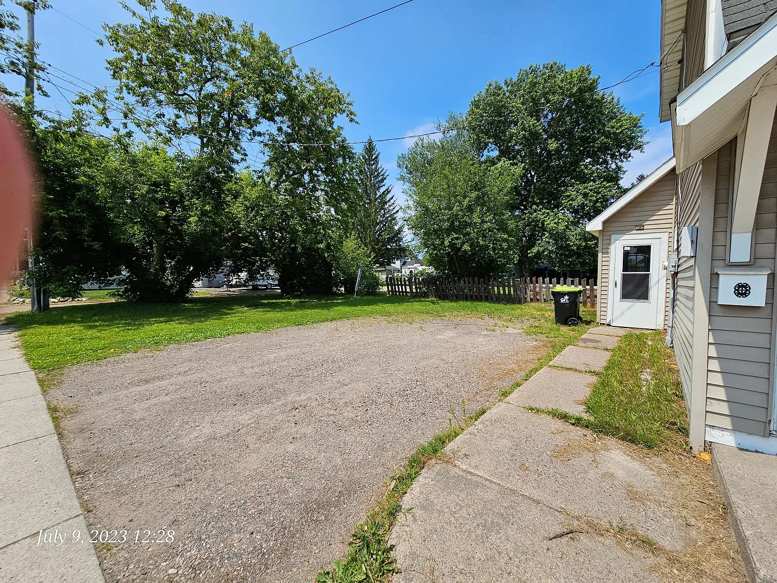 202 Sova St — Photo 3
