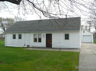 19440 Connecticut St, Roseville, MI
