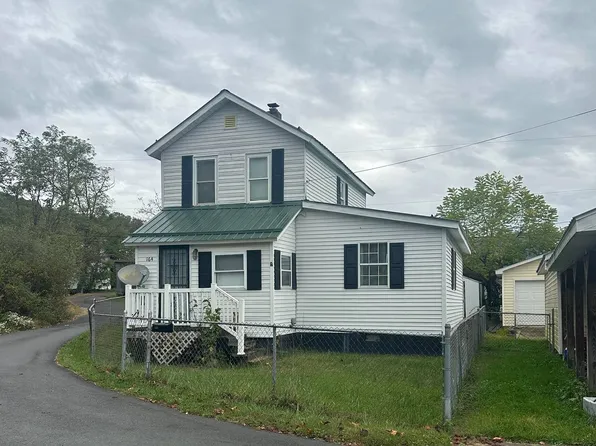 164 Chestnut St, Rainelle, WV 25962