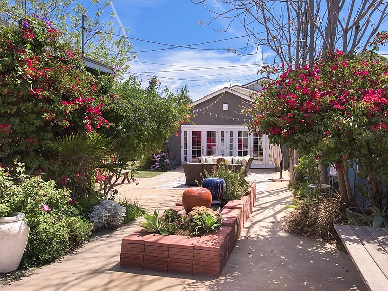 2214 W Verdugo Ave #B — Photo 18