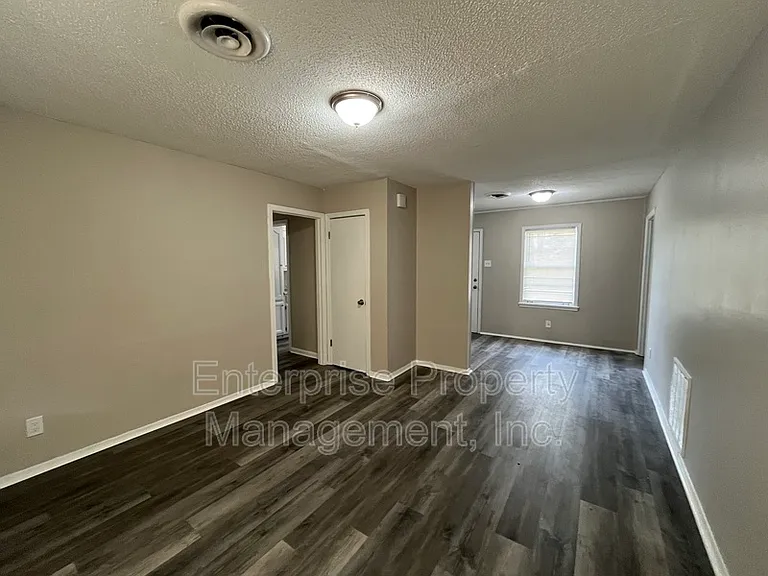 3736 Debby Dr — Photo 5