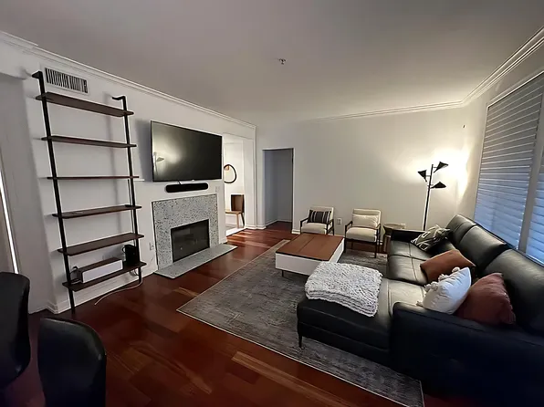 3321 Watermarke Pl, Irvine, CA