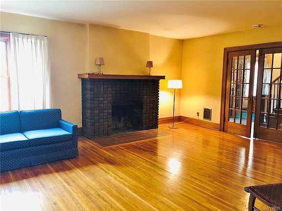 2nd image of 65 Huxley Dr
