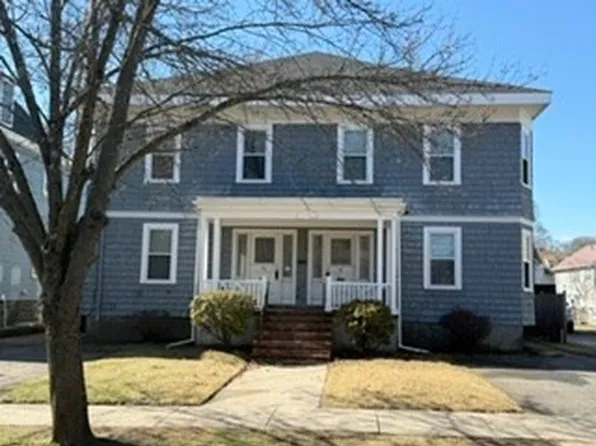 46-48 Cleveland St, Melrose, MA 02176