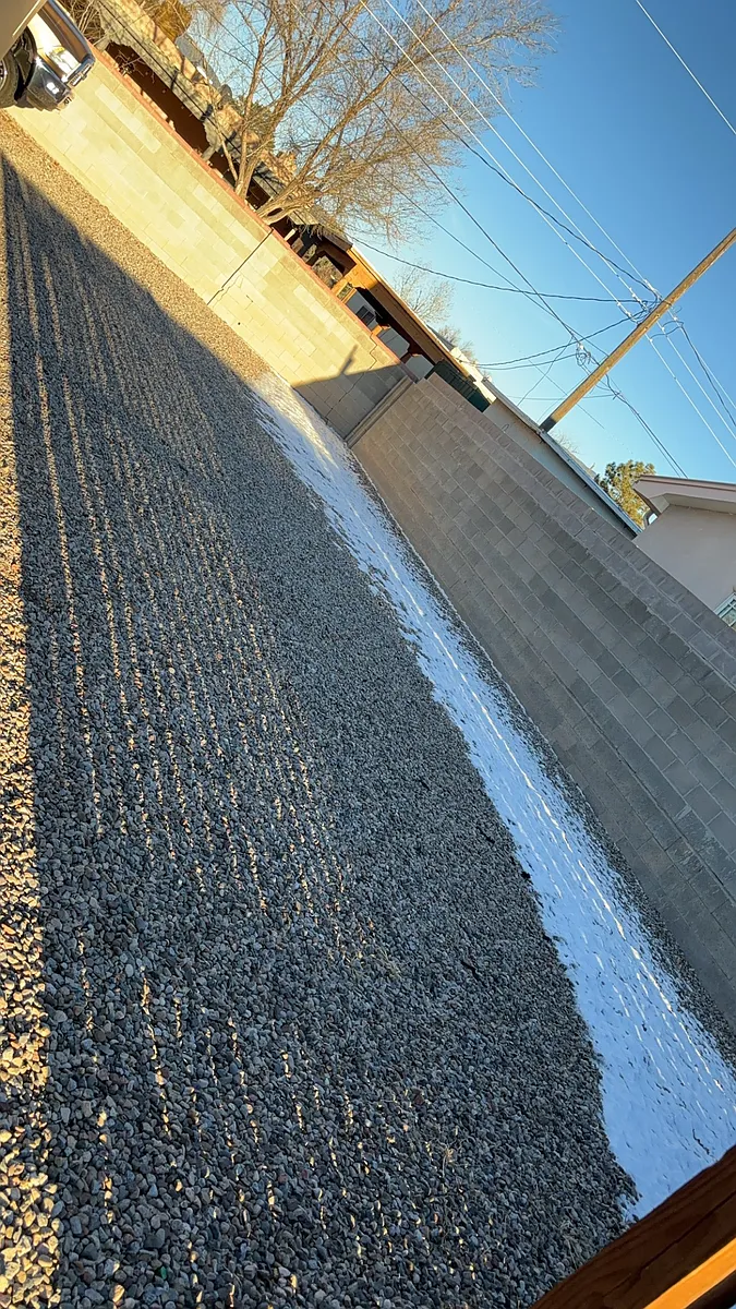 Building Photo - 1/2 Agua Fria St