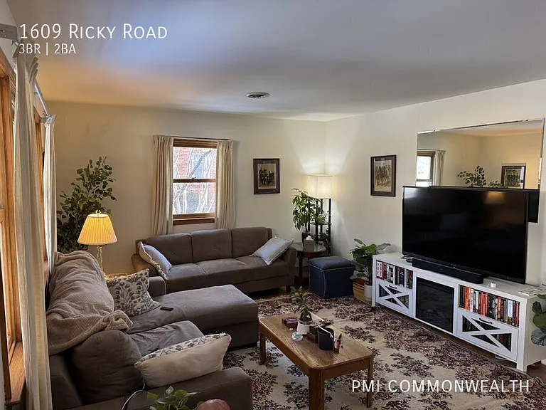 1609 Ricky Rd — Photo 5