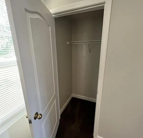 6890 Hawthorne St — Photo 15