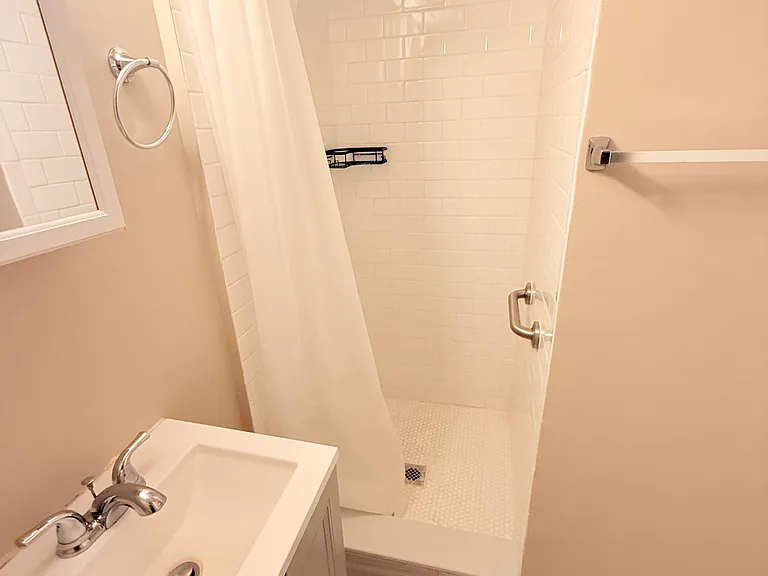 127 Trapelo Rd #1A — Photo 4