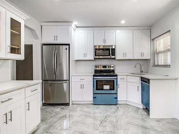 2nd image of 3234 Layton Ave