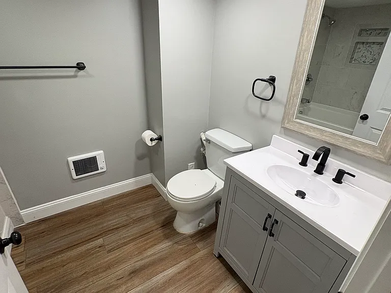 406 Realty St SW — Photo 16