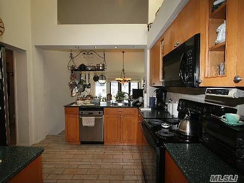 2nd image of 274 Shore Dr