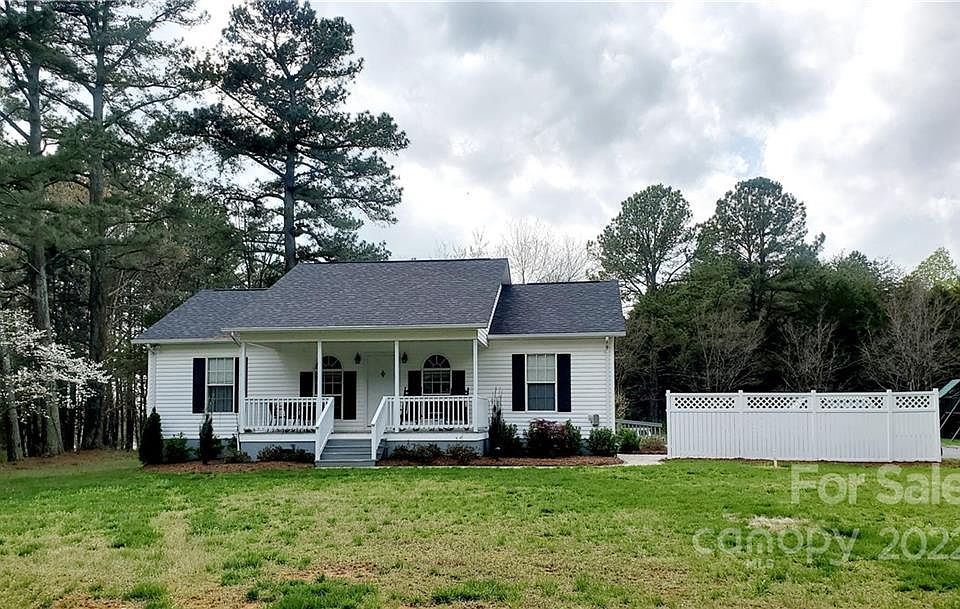 homes for sale startown rd newton nc