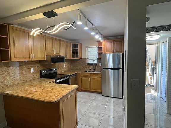 3rd image of 9300 SW 8th Street #301