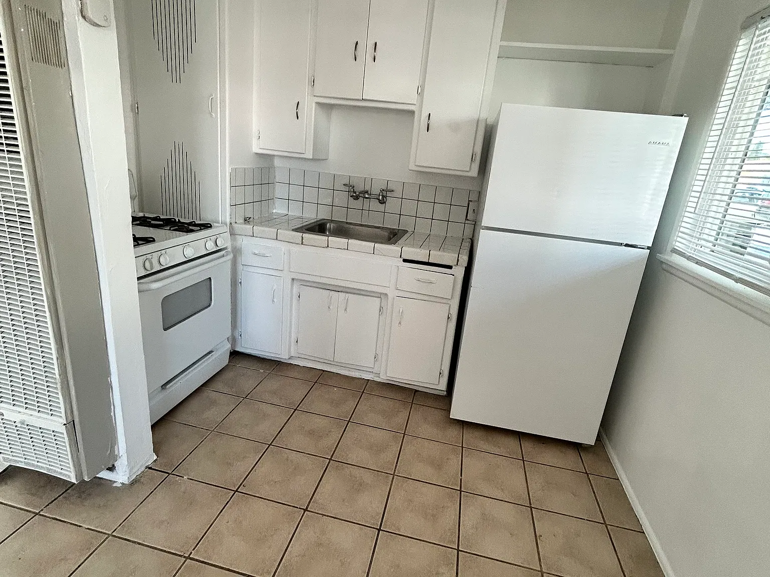 1 bed, 500 sqft, $1,250 — Photo 3