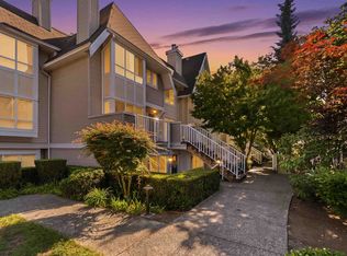 6577 Southoaks Cres #13, Burnaby, BC V5E 4J9