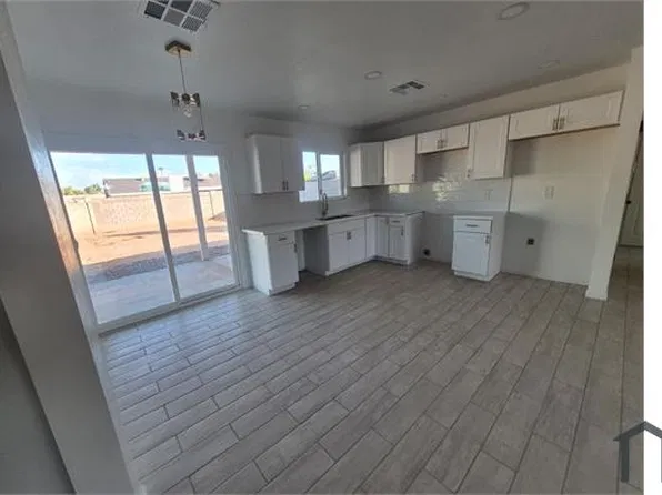 3310 E Angela Dr, Phoenix, AZ 85032