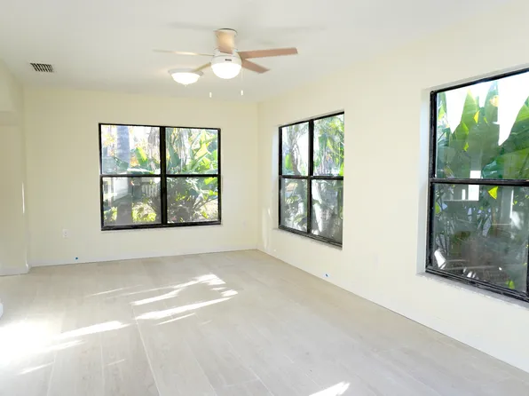 33 63rd St, Yankeetown, FL 34498