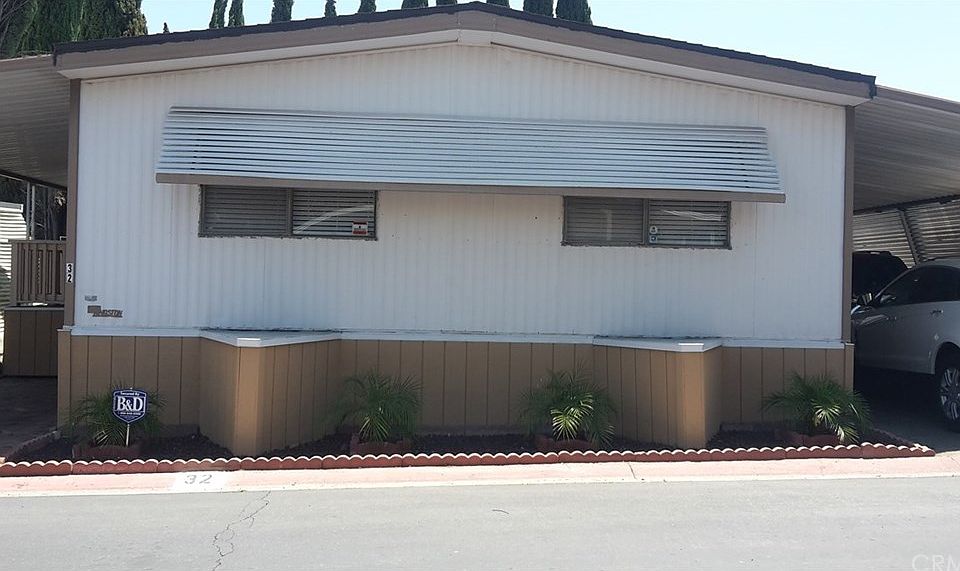 2nd image of 995 Pomona Rd Space 32