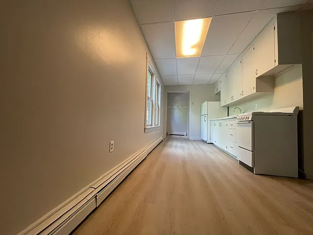 41 Varney St #1R — Photo 2