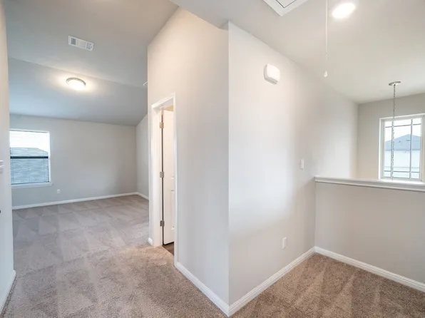 188 Shooting Star Dr, Kyle, TX 78640