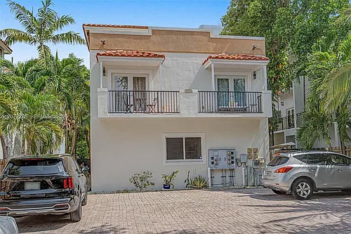 2945 Coconut Ave #3 Photo 1