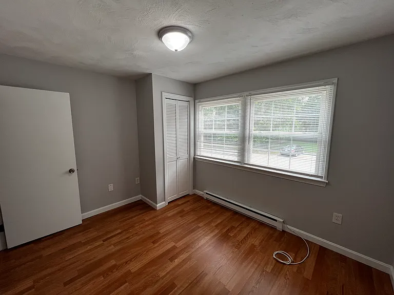 80 Locust Avenue — Photo 41
