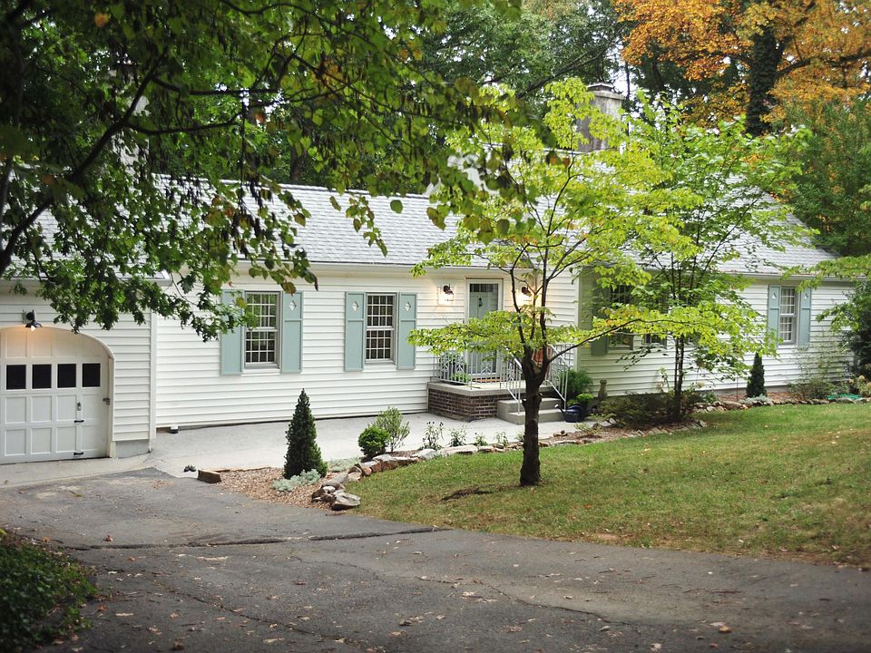 1st image of 4504 Barbara Dr