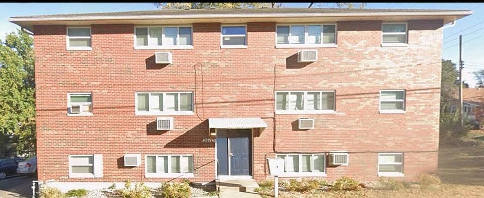 1st image of 2610 W 42nd Ave