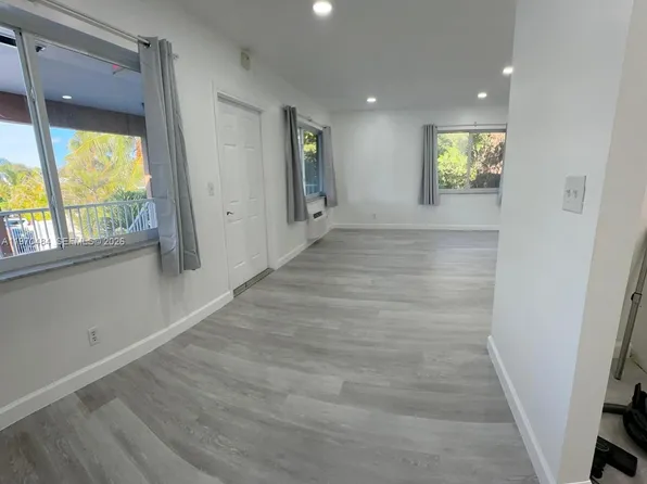 2838 Madison St APT 20, Hollywood, FL 33020