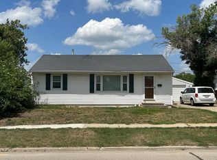 1728 Texas Ave NE, Cedar Rapids, IA 52402