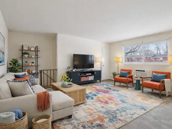 Hillcrest Apartments