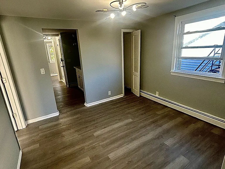 205 N 16th St #3 — Photo 6