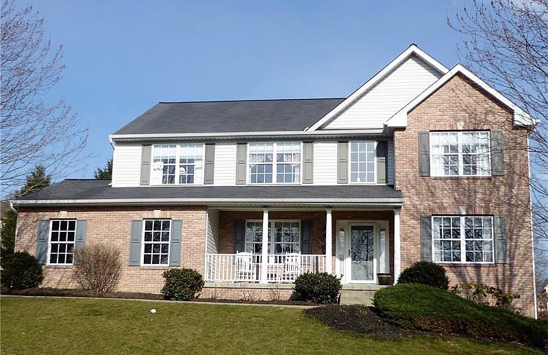 1st image of 1025 S Lake Dr