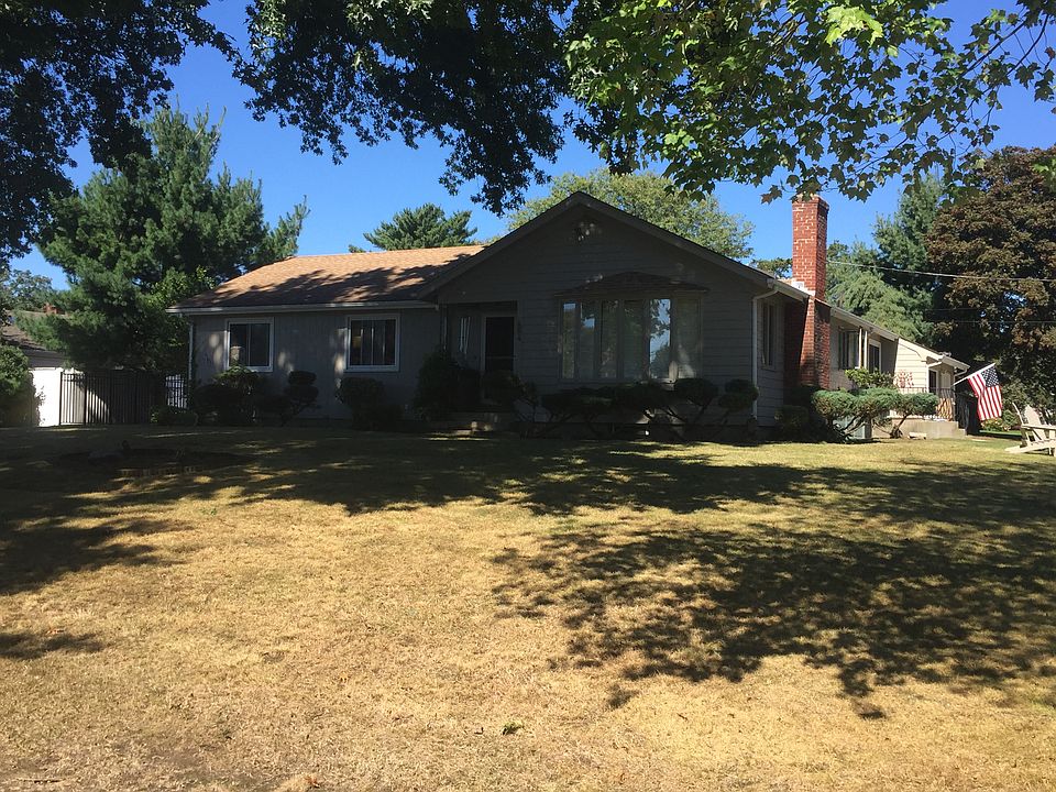 1st image of 454 Algonquin Dr