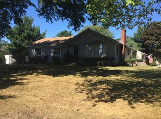 454 Algonquin Dr, Warwick, RI 02888