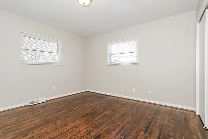3667 Lakewood Dr — Photo 10