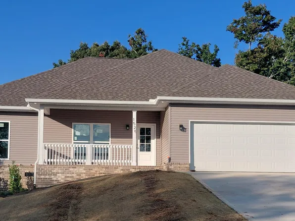 1525 John Sparks Dr, Friendsville, TN 37737
