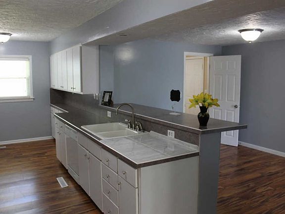 2nd image of 6011 Theodore Ave